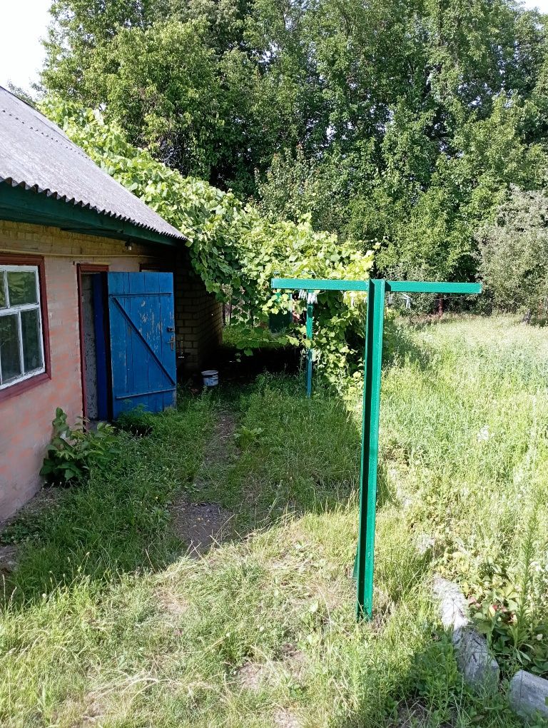 Продам будинок в м.Пирятин вул.Спартака 40