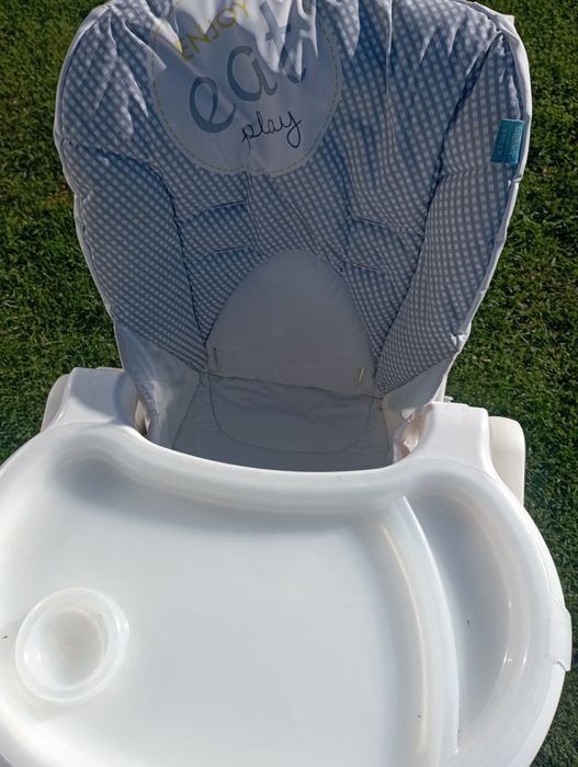 Крісло для годування