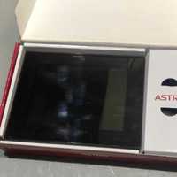 Цифрова фоторамка astro f80