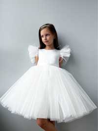 святкова біла молочна пишна сукня, белое пышное платье