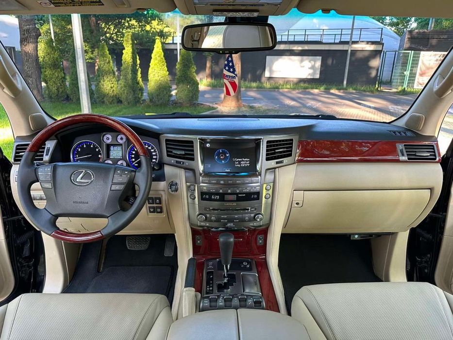 Продам Lexus Lx 570