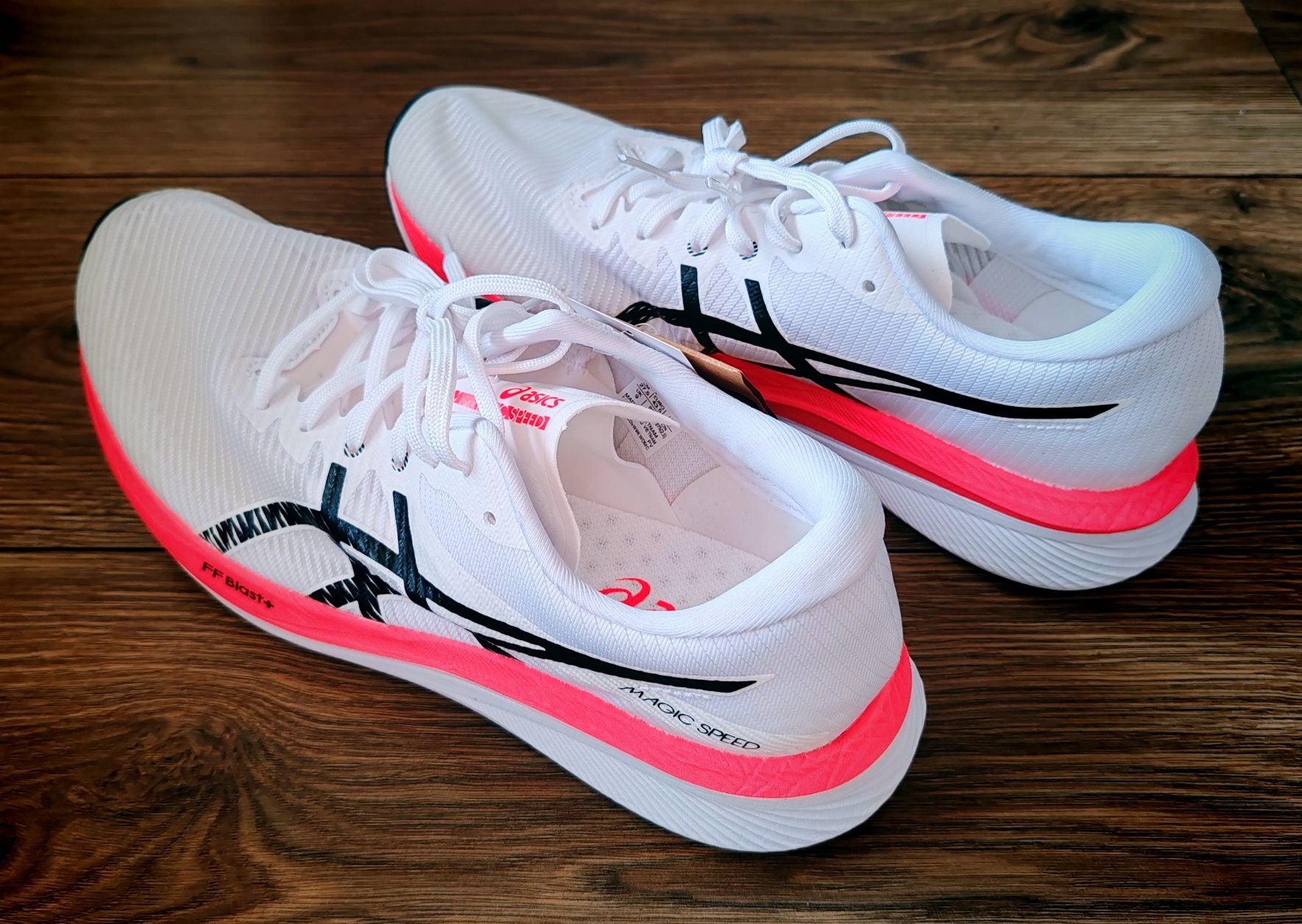 Asics Magic Speed 3
