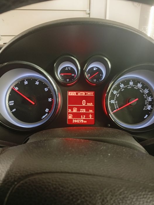 Sprzedam Opel Astra j anglik zarejestrowany w Polsce