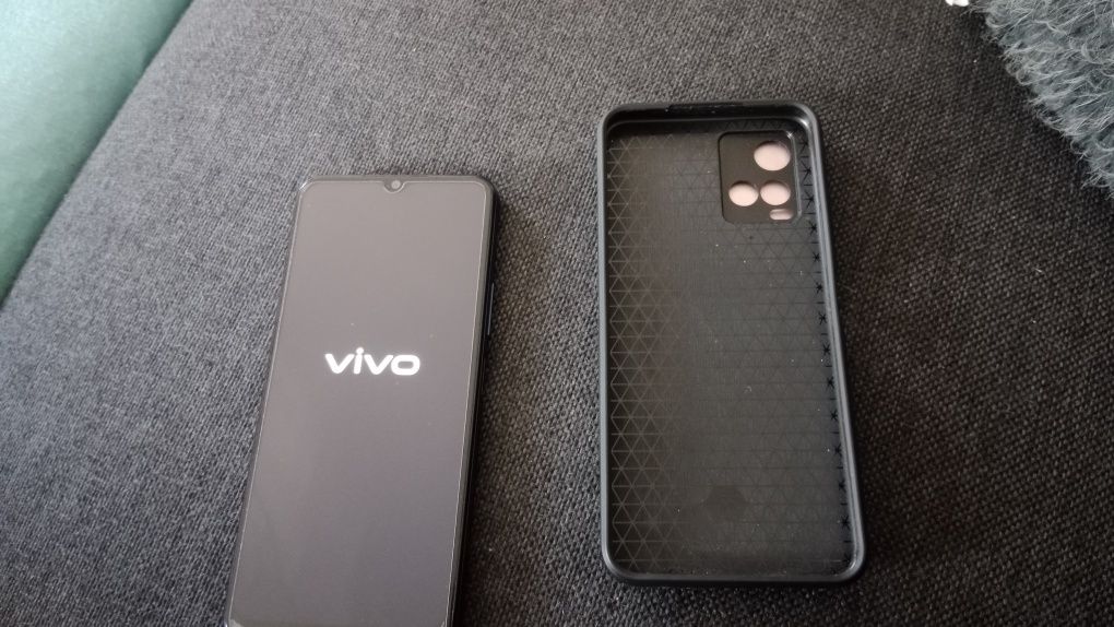 Sprzedam telefon VIVO Y21s w stanie idealnym