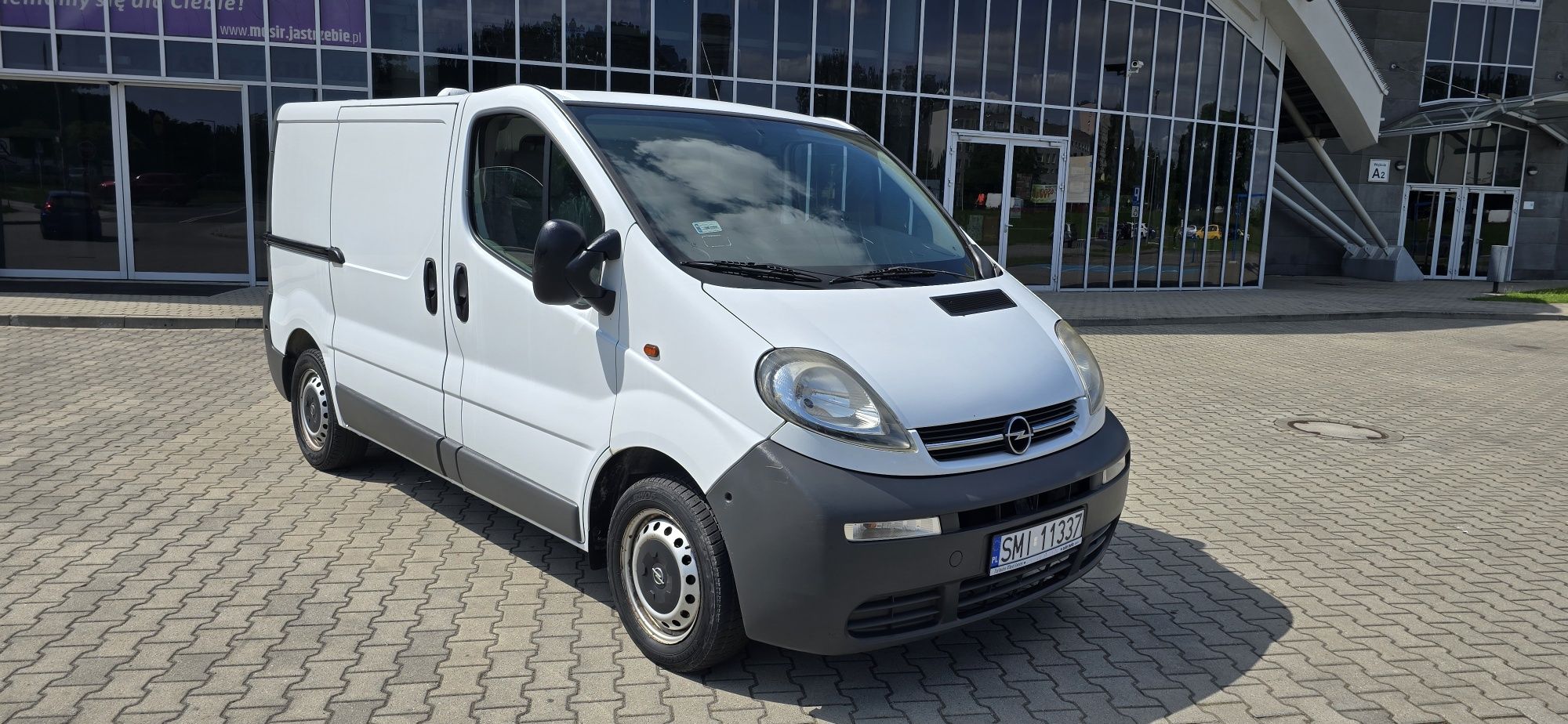 Opel Vivaro 1.9 CDTI 101 ps 2004 rok 6 biegow Błaszak Hak Zapraszam