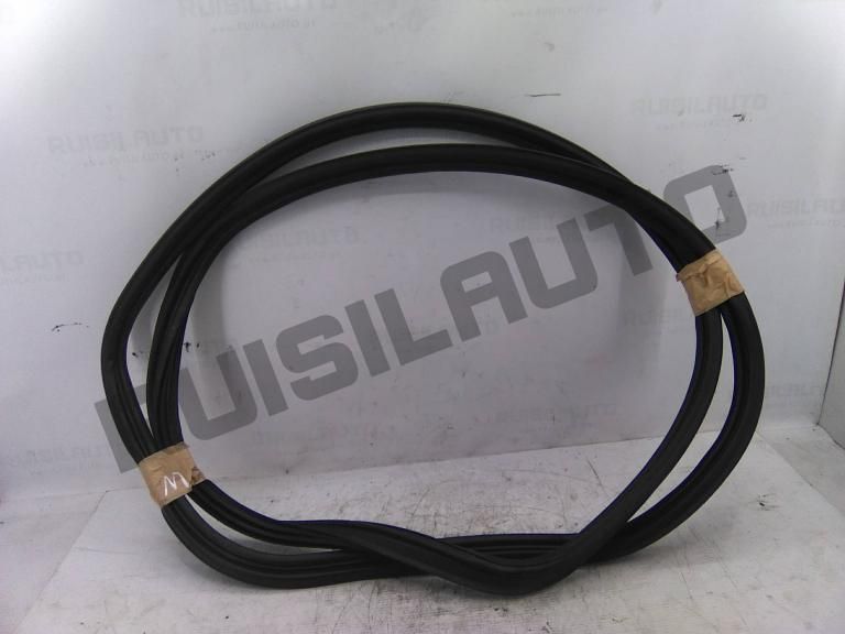 Borracha Tampa Mala  Honda Accord Viii [2008_2013] 2.2 I-dtec