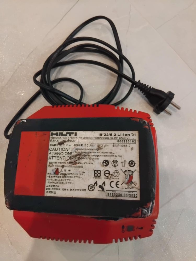 Komplet hilti ładowarka bateria B22 5.2