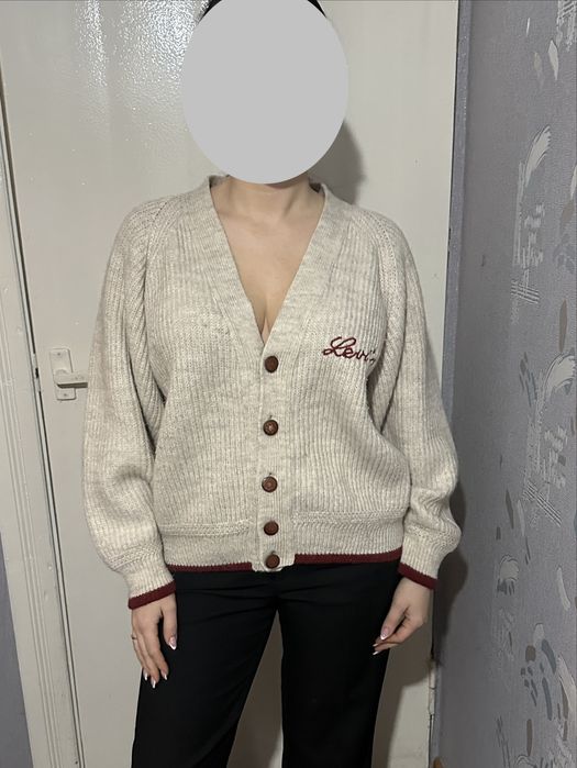 Жіночий кардиган від Levis