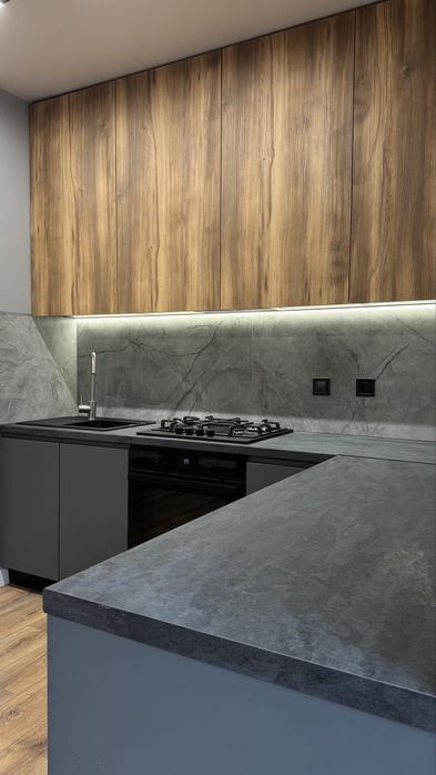 Євродвушка з новим ремонтом! Хороша локація