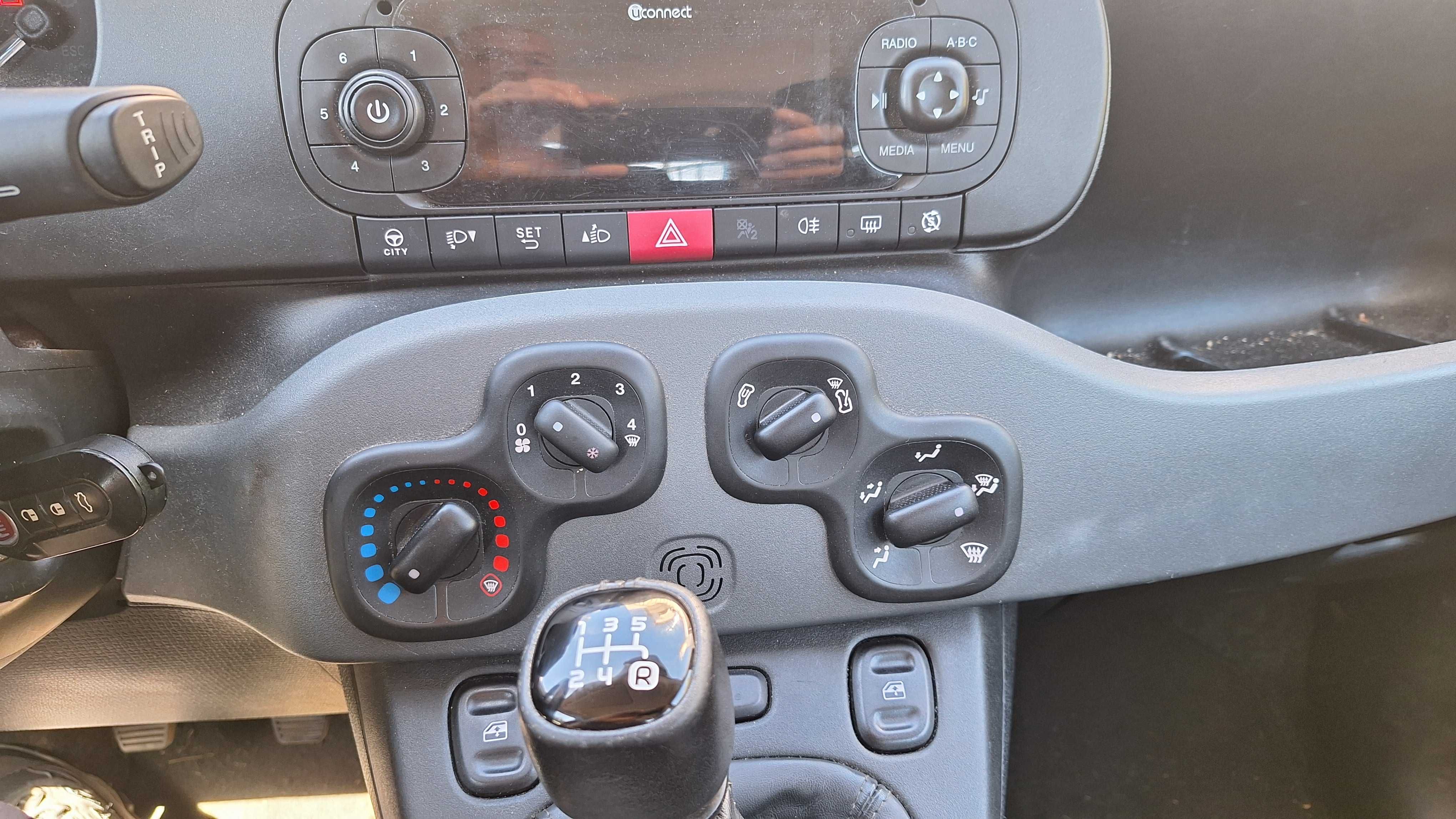 Fiat Panda 1,2/ 5 seats/ 5 gears/ 69 hp/ gasoline/ 11/2018/ 65 k km