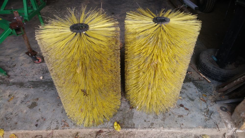 Szczotki do zamiatarki