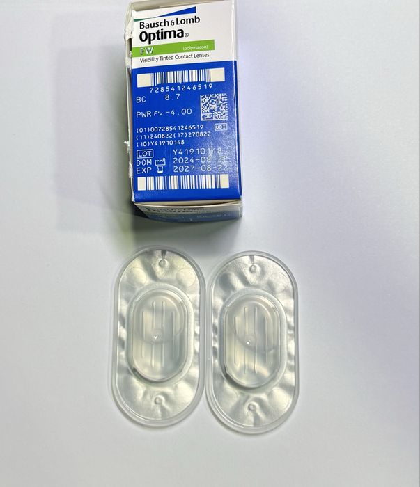 Контактні лінзи МКЛ Bausch&Lomb Optima FW - 4.00, Радіус 8.7