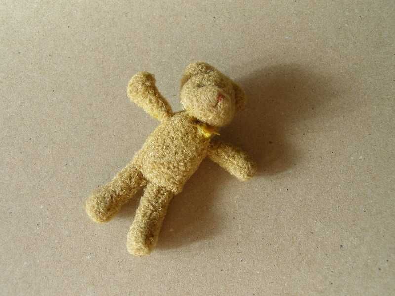 Miś pluszowy - miniaturka PRL , l.60