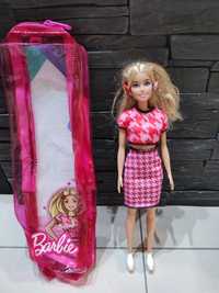 Lalka Barbie Fashionistas 169 w opakowaniu bluzka spódnica