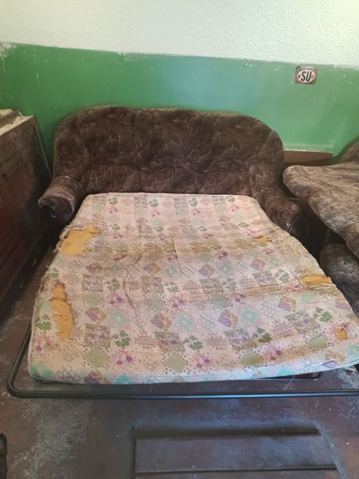 Продам диван и 2а кресла!