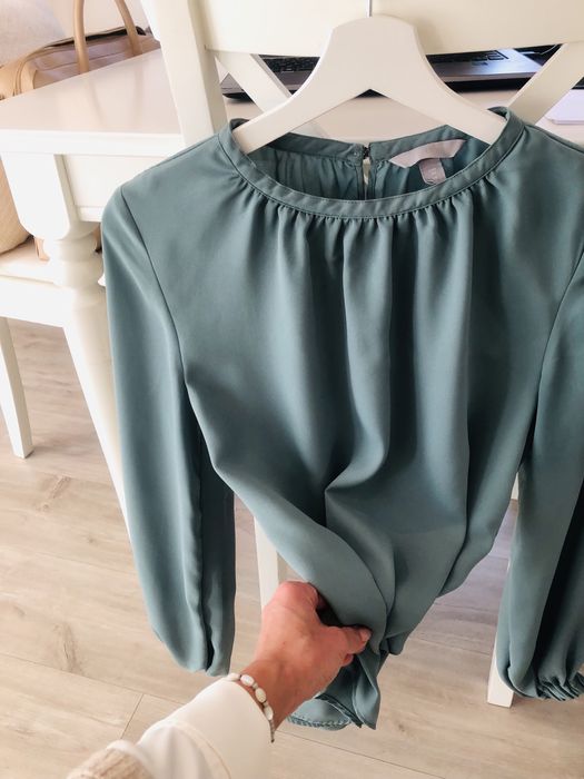 Piękna zielona bluzka- H&M - 34/XS