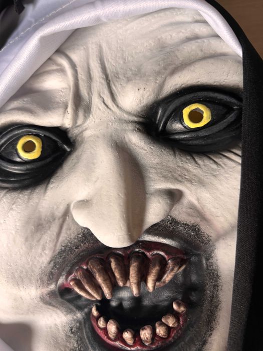 Máscara de Halloween Freira nova