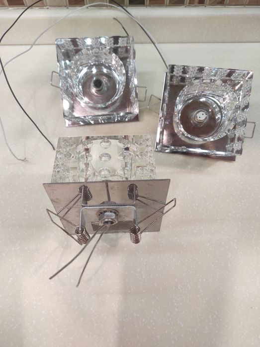 Вбудований світильник