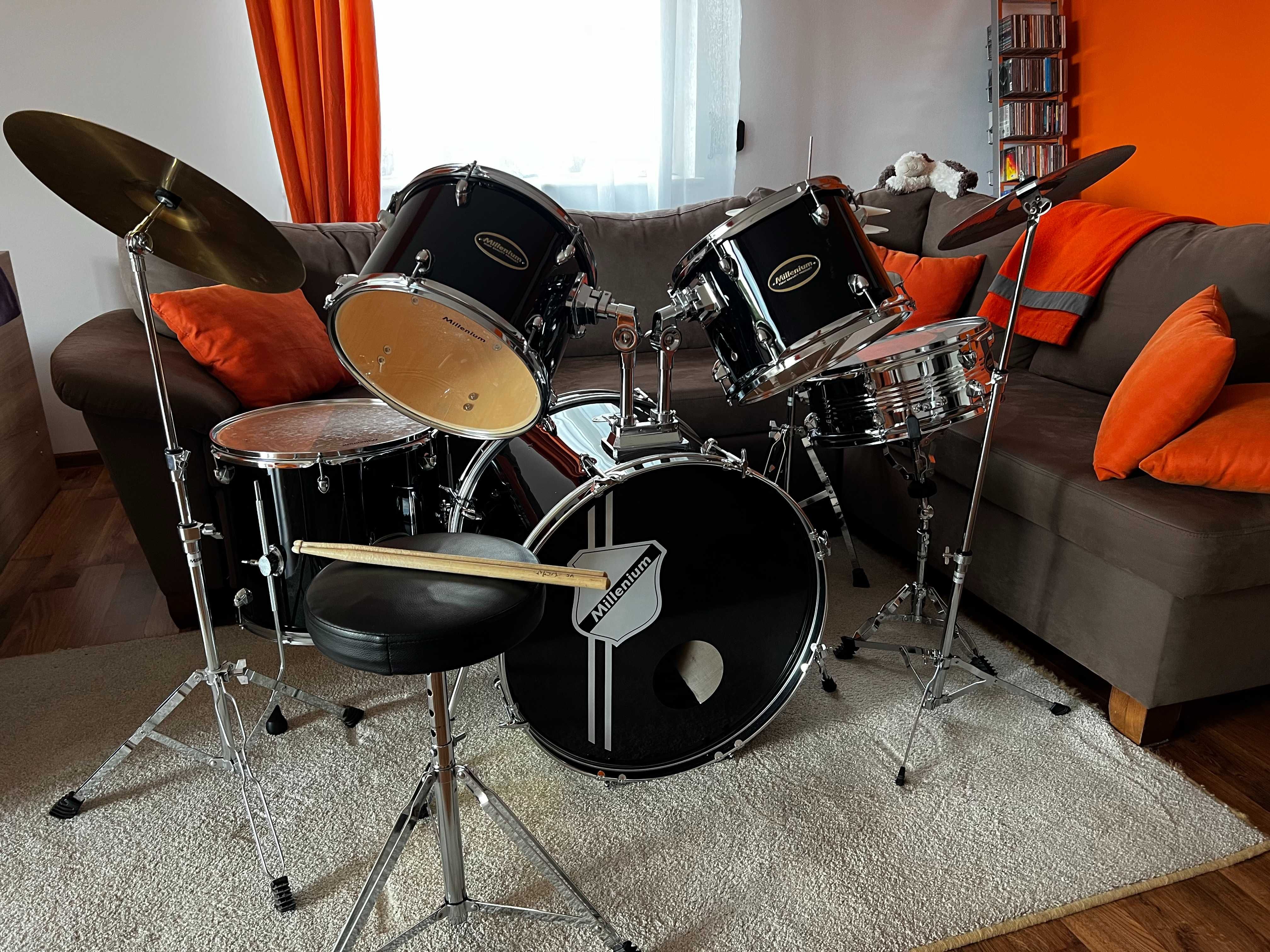 Perkusja Millenium 22'' stołek pałki kompletna