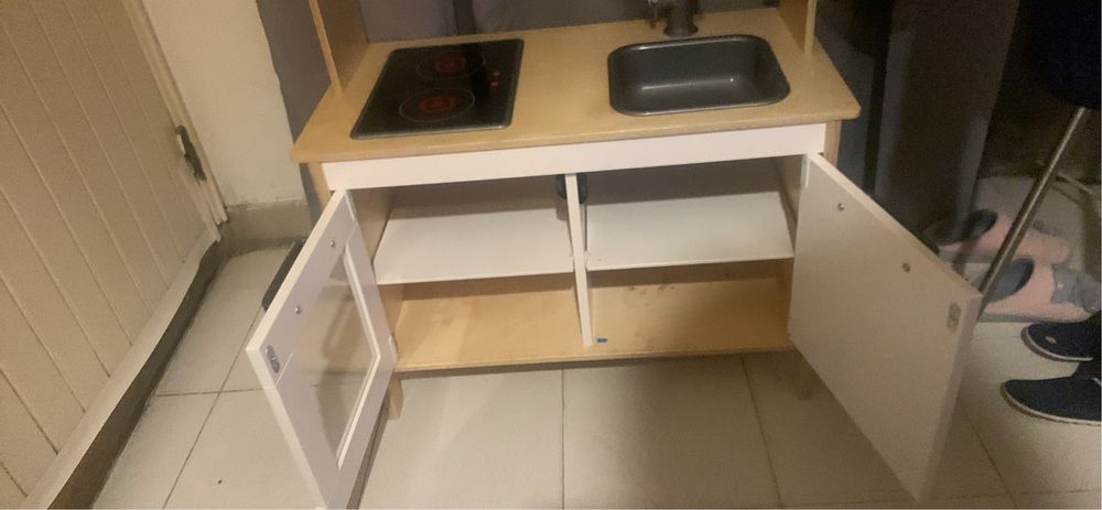 cozinha de brincar e comer