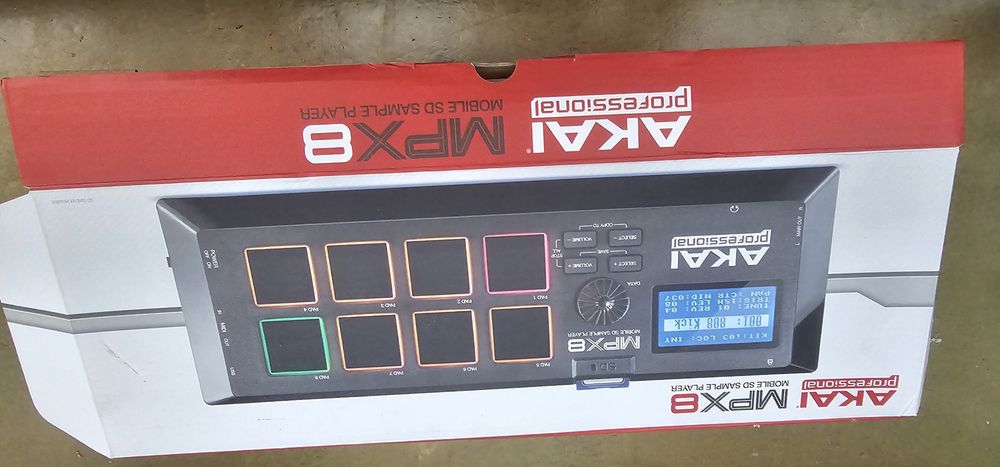 Akai MPX8 programador efeitos