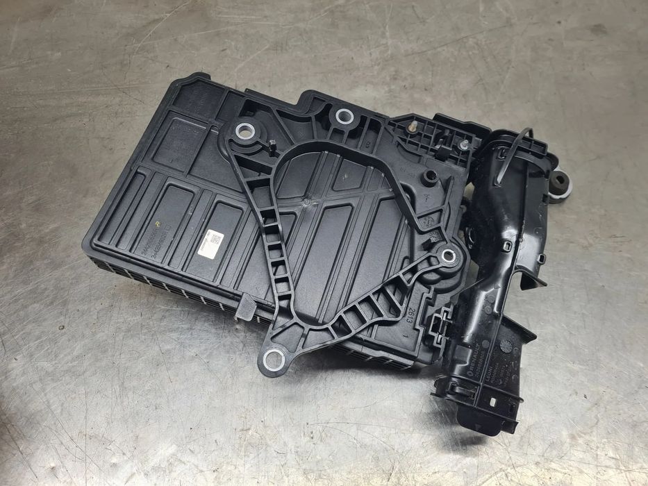 Base / caixa da bateria DACIA Sandero III