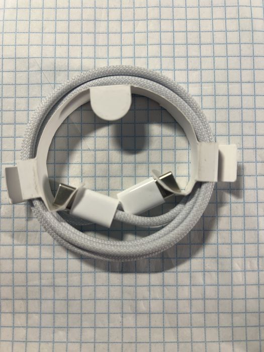 Оригінальний USB-C 60W Charge Cable 1m A2795 MW493AM/A