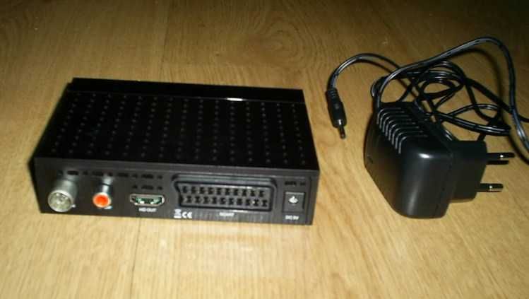 tuner dekoder DVB-T2.H256 HEVC