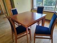 Mesa Extensível (4 a 8 Lugares) + 6 Cadeiras em Ótimo Estado!