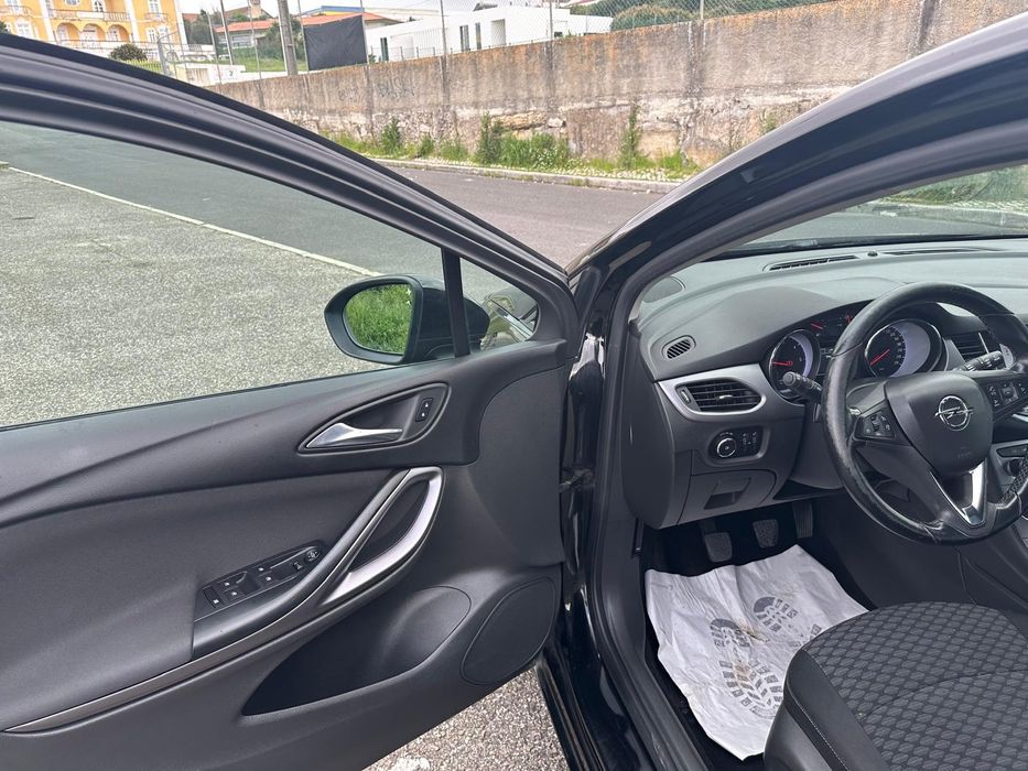 Astra Sports Tourer 1.6 Cdti 110cv