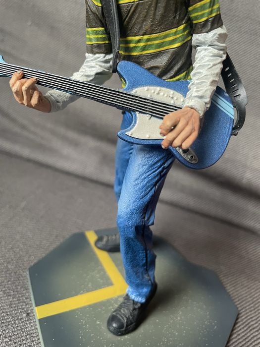 Estátua Kurt Cobain Nirvana Edição limitada