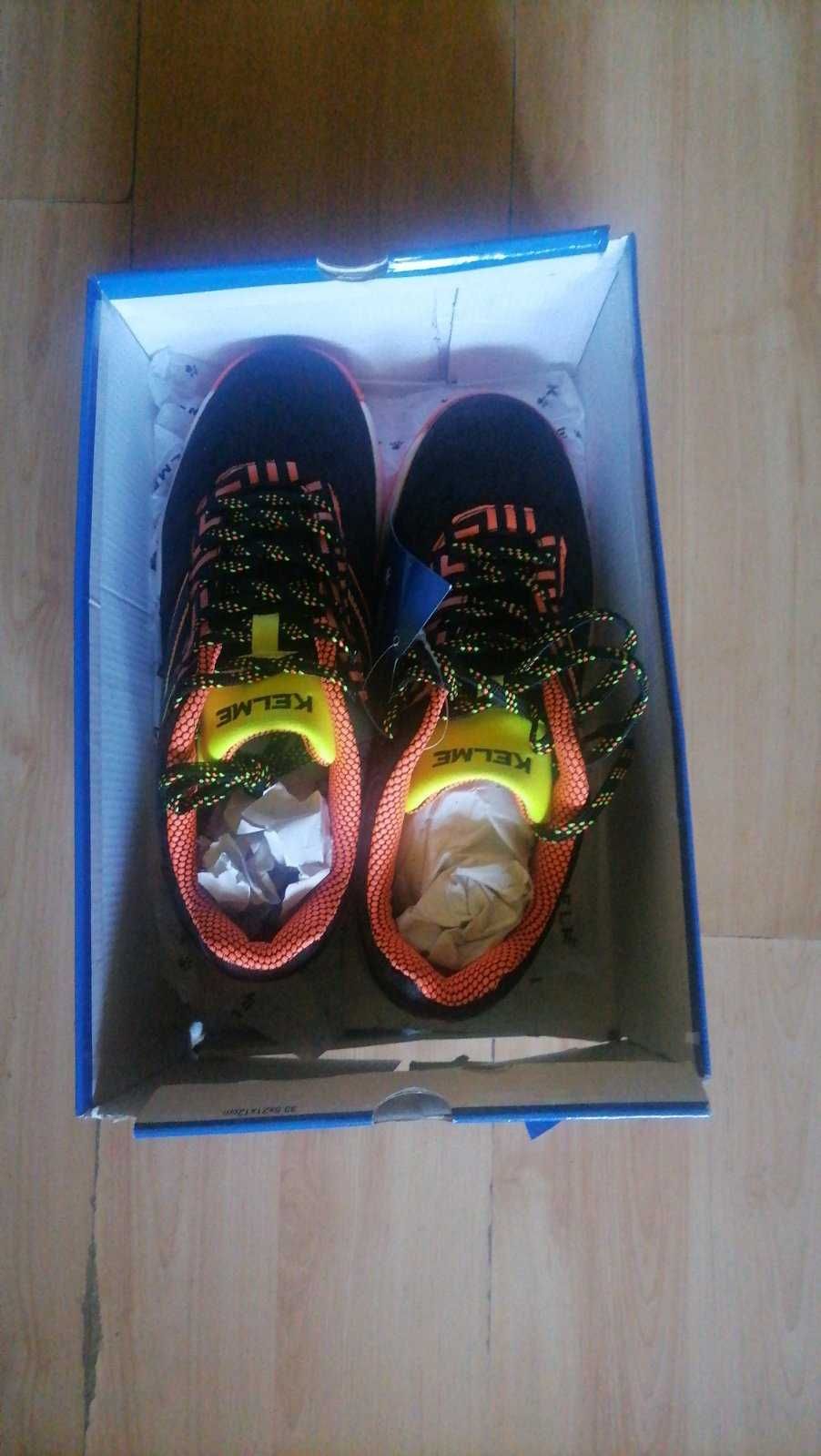 halówki Kelme NOWE rozm. 42 piłka nożna