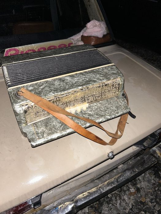 Продам баян «полліся»