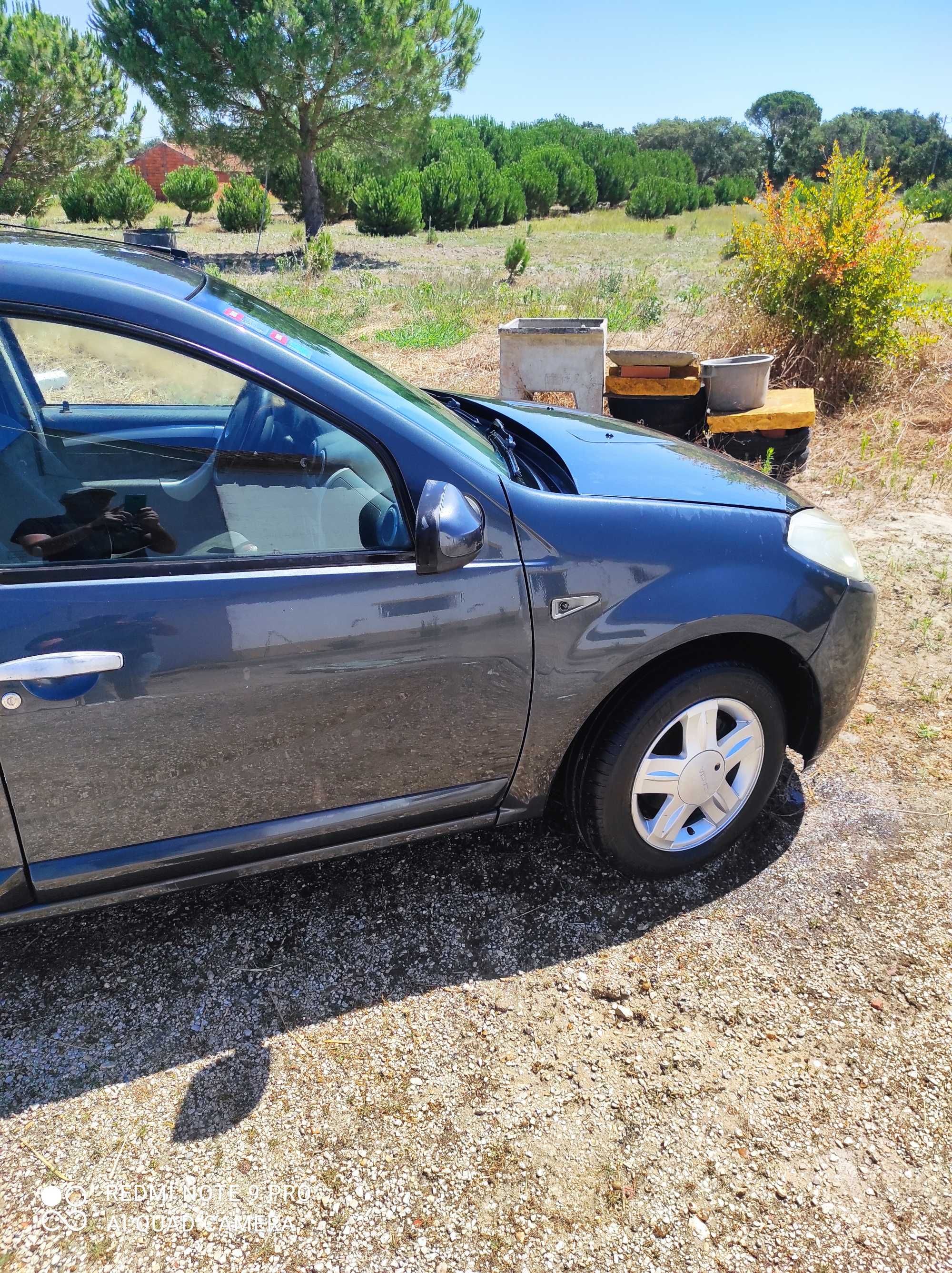 Vendo carro sem motor