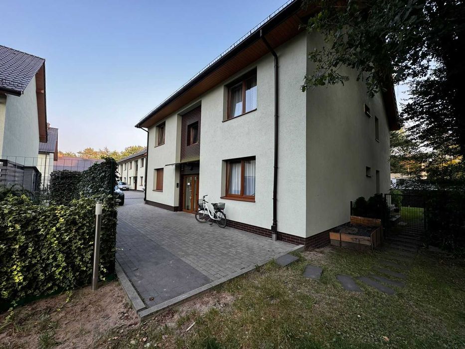 2-poziomowe mieszkanie 85 m² z balkonem + garaż | Police