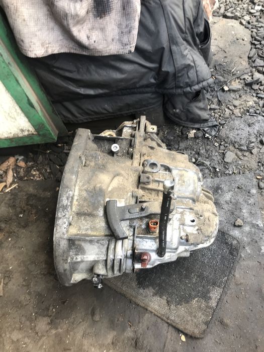 Разборка Рено Трафик 1.9 2005 год