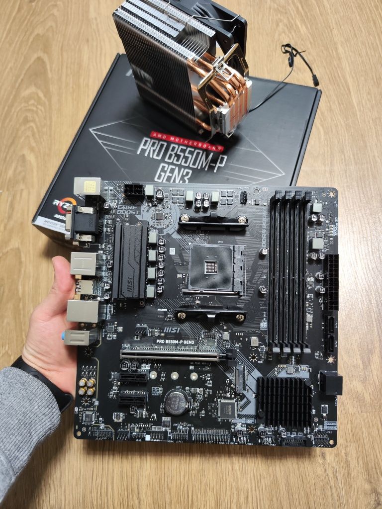 Материнська плата MSI b550m-p Ryzen 5 5500