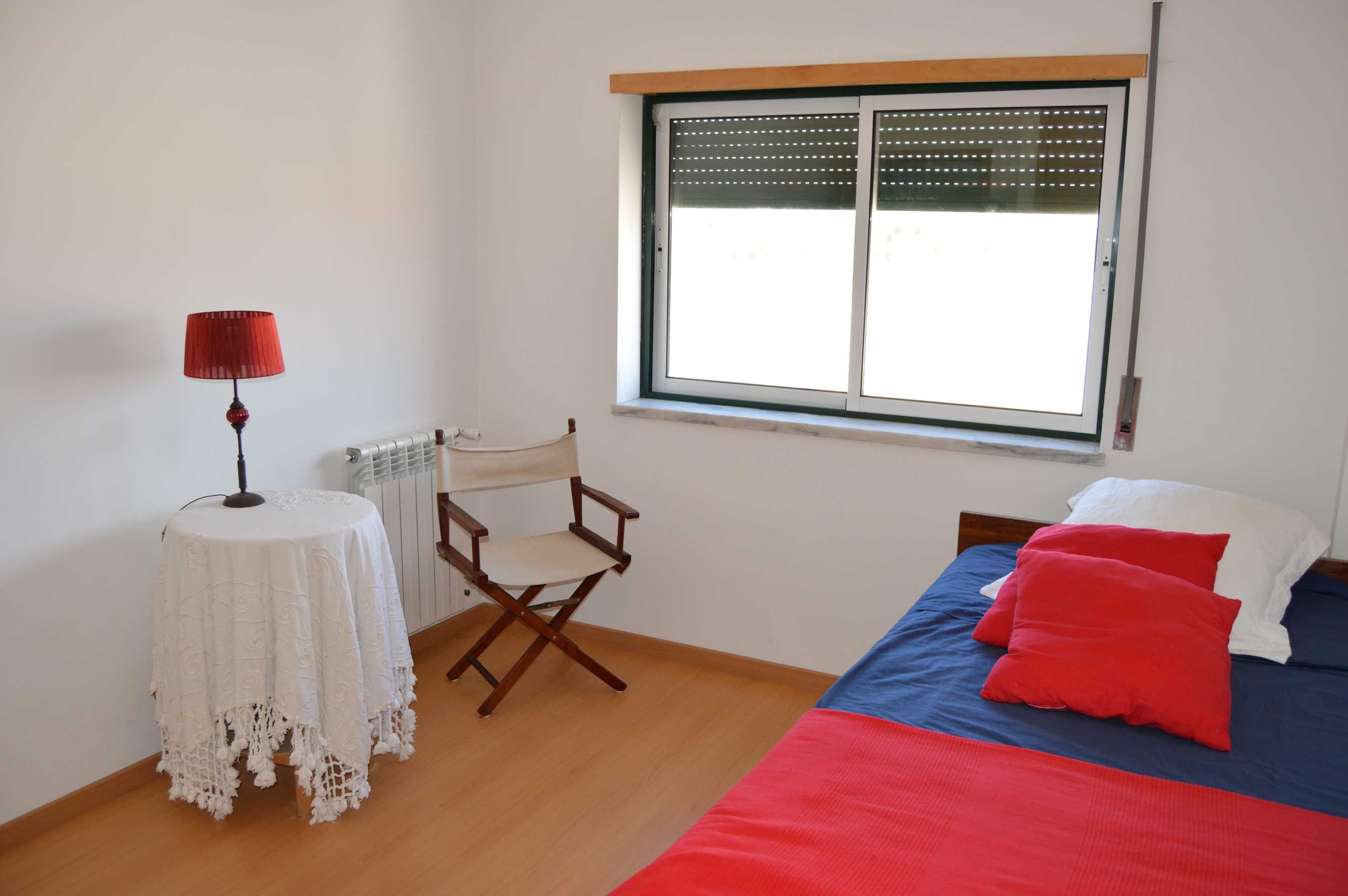 Apartamento T3 com Piscina em Peniche – Vista Mar e Perto da Praia