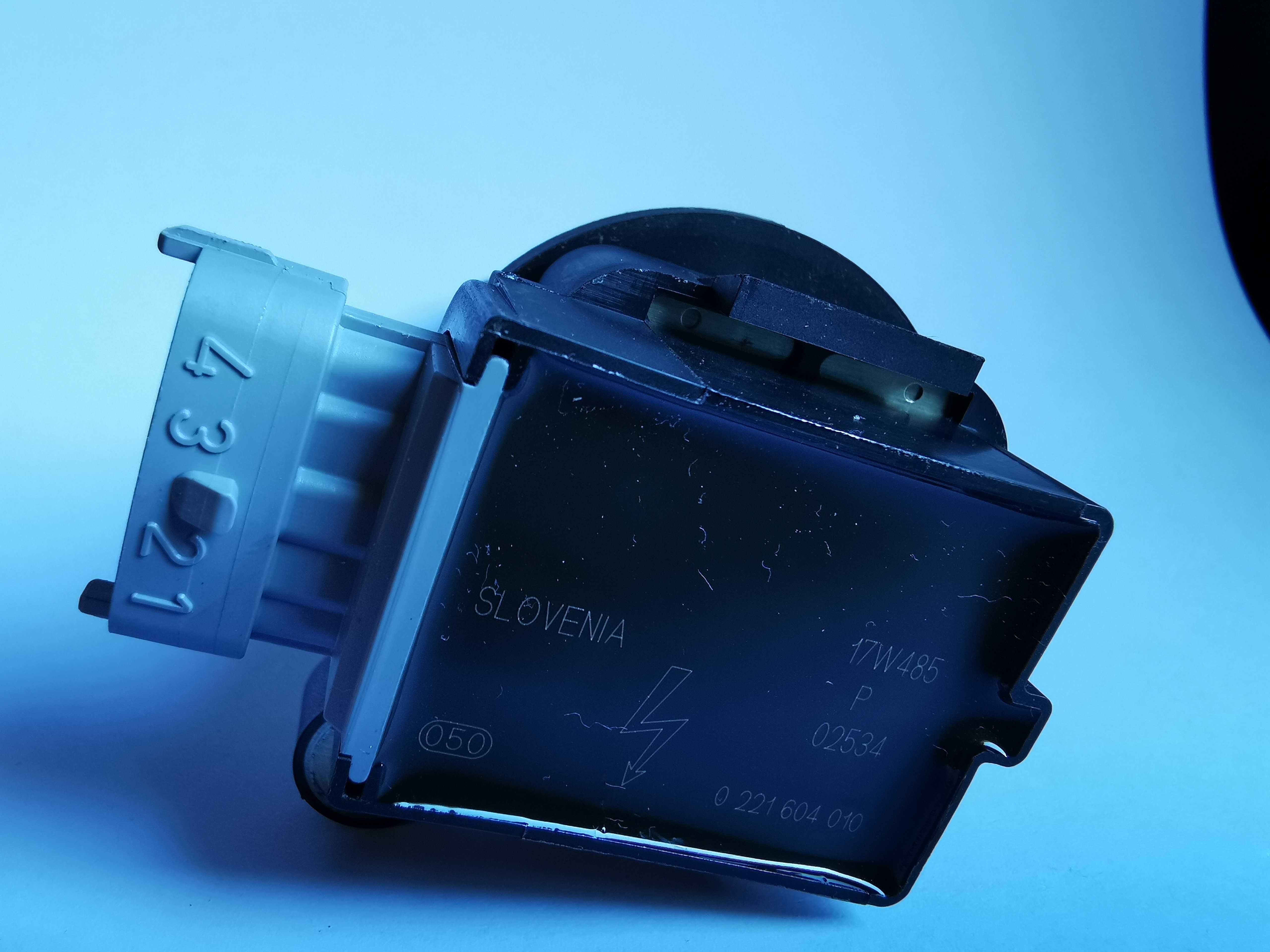 BOSCH cewka zapłonowa VOLVO S60 S70 S80 V70 I II