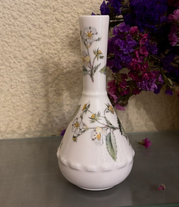 Ваза з порцеляни St. George. Англія