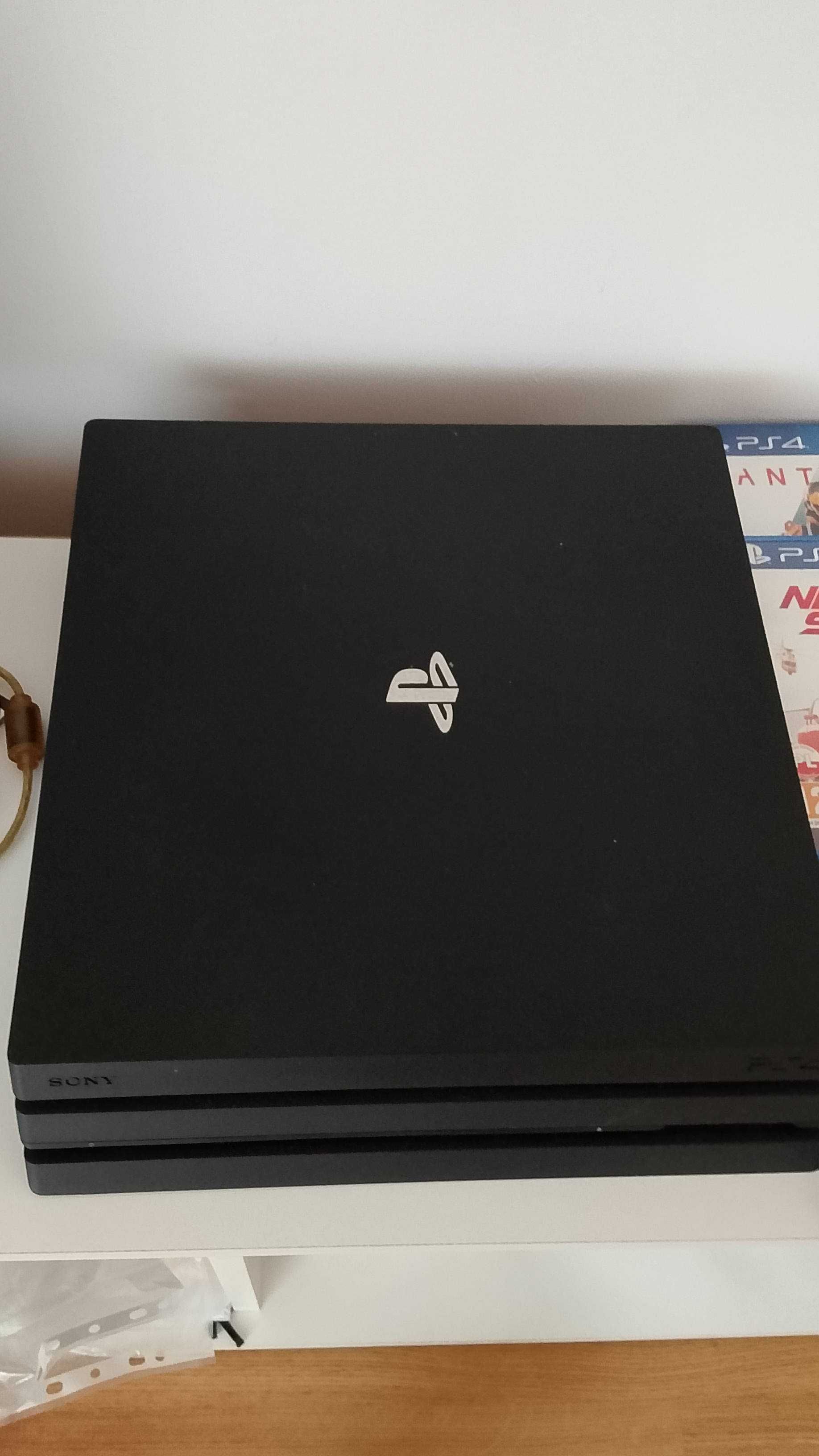 PlayStation4  Pro 1TB