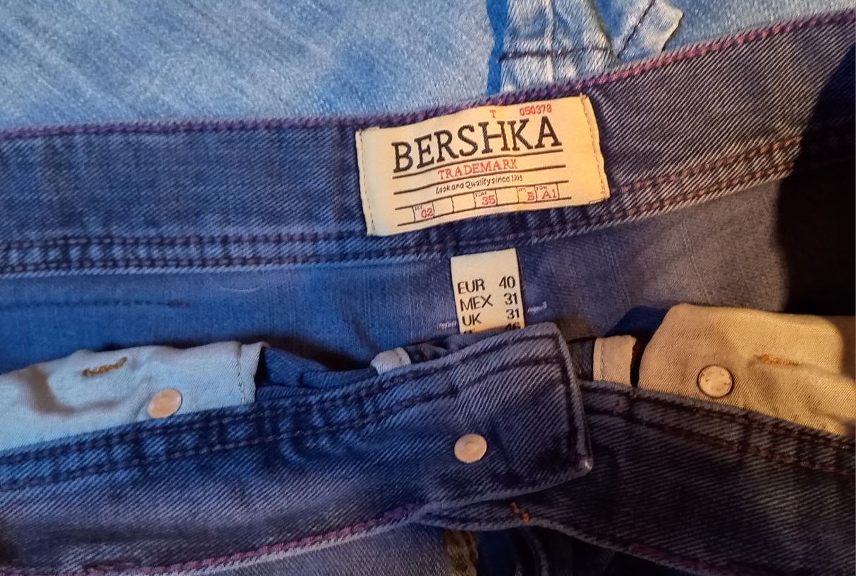 Calças de ganga azul da Bershka