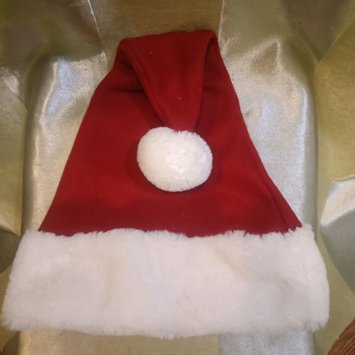 Новогодняя шапка Санты