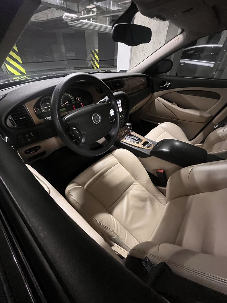 Jaguar S type R 4.2 v8 supercharged 396km LPG