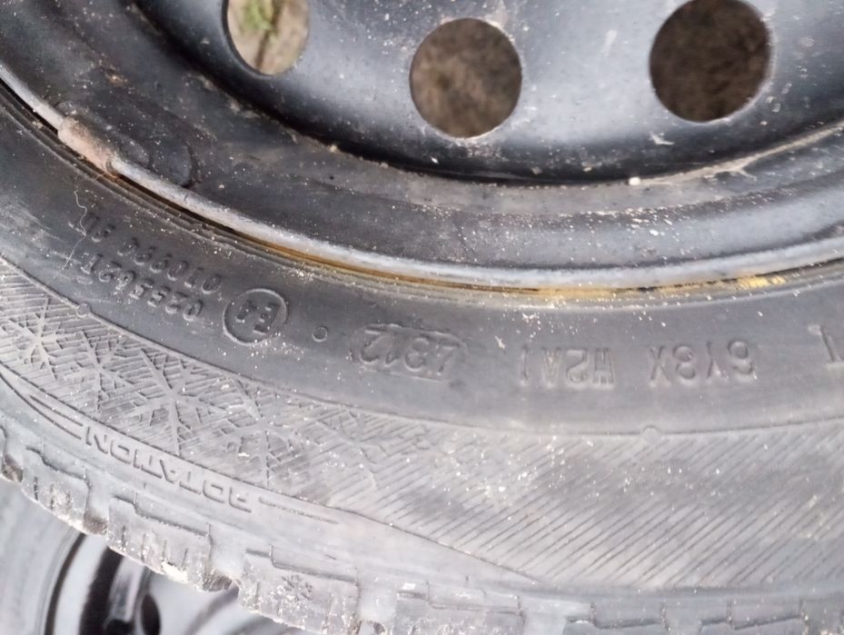 Felgi stalowe opony zimowe corolla e 11 e12 yaris