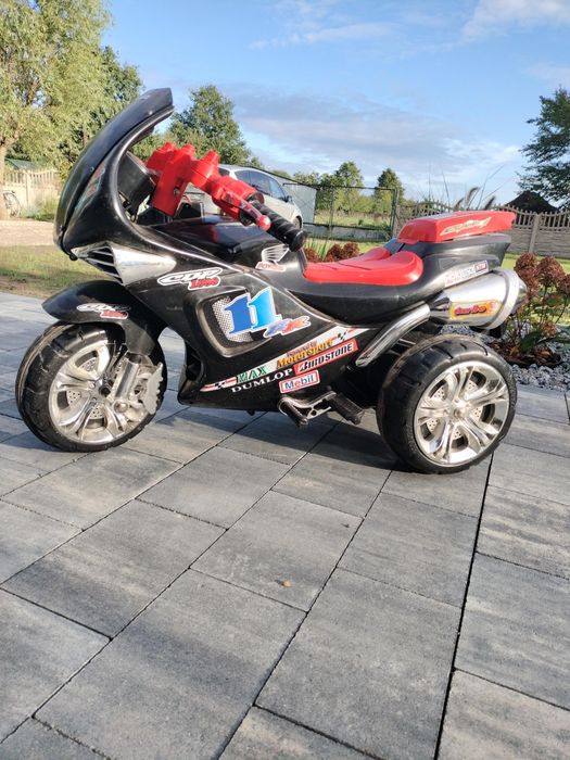 Motor na akumulator do ładowania