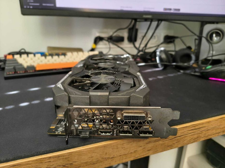 ZOTAC GeForce GTX1070 AMP Extreme 8GB GDDR5 (256 bit)