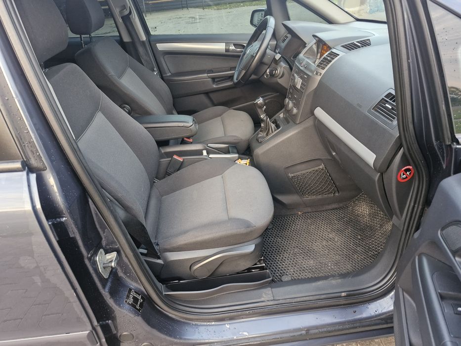 Opel Zafira 1.6 Газ-бензин