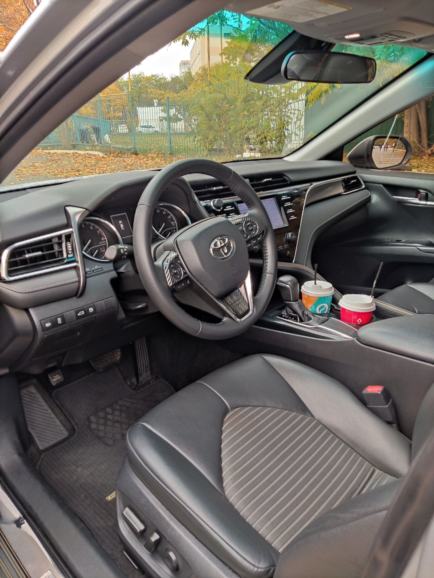 Toyota Camry SE 2018