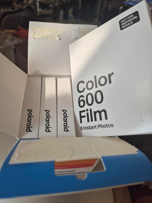 Картриджі/плівка Polaroid 600 (батарея) до 04.26р, ЗНИЖКА - 820 грн